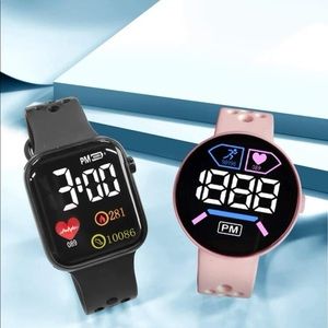 ❤️SOLD❤️ Watch